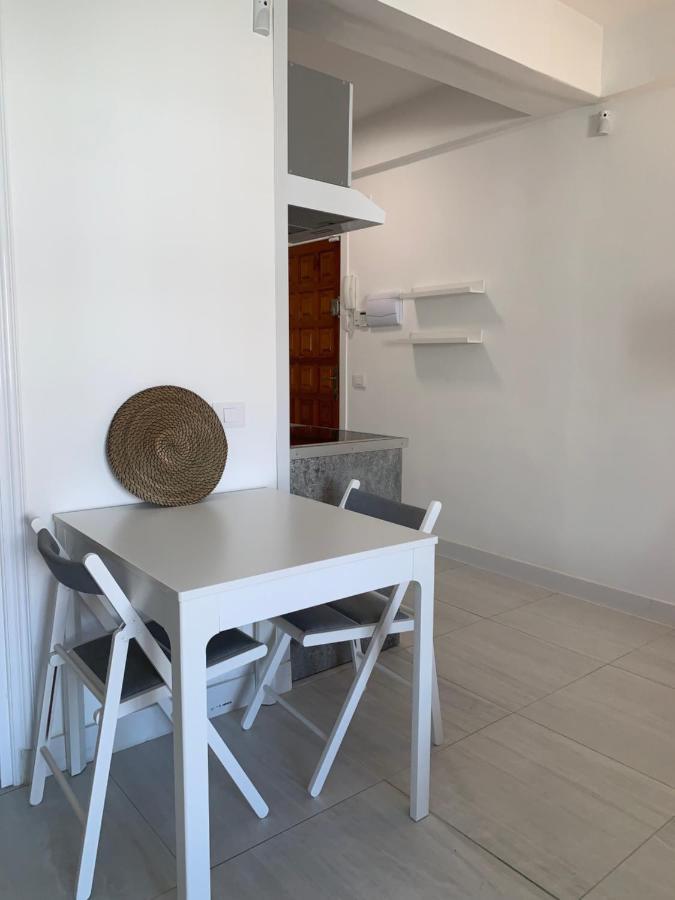 Estudio La Gavota, A 2 Minutos De La Playa Apartment Los Cristianos  Exterior photo